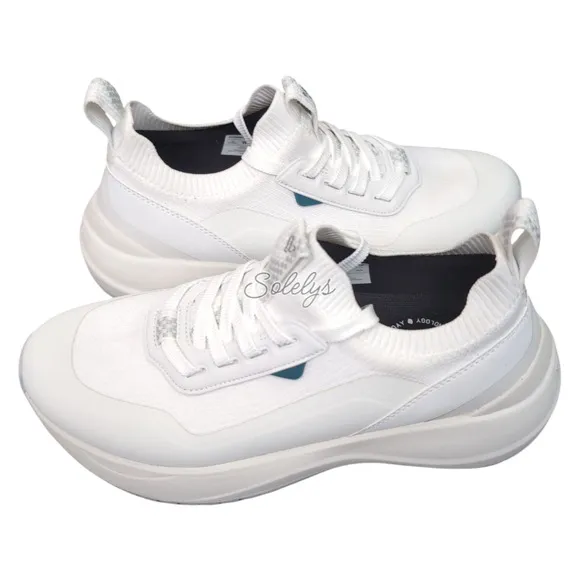 Vessi Stormburst Low Top Original White Waterproof Lightweight Sneaker Womens 8