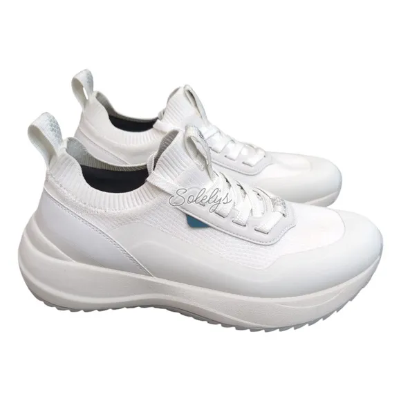 Vessi Stormburst Low Top Original White Waterproof Lightweight Sneaker Womens 8