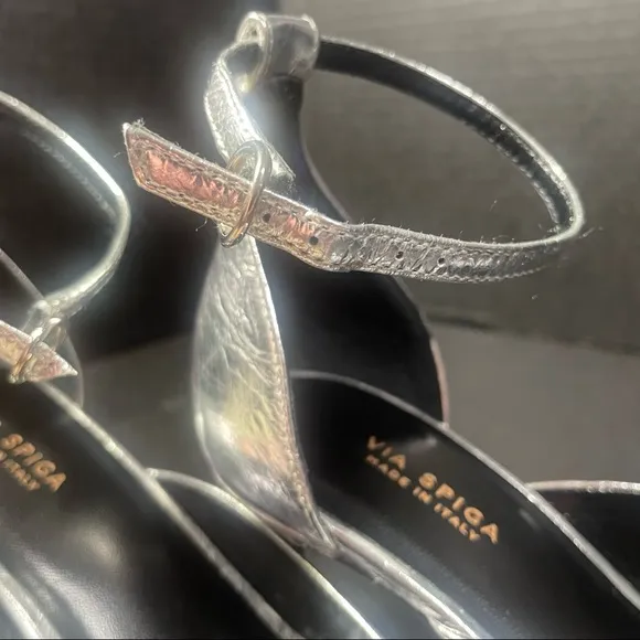 Via Spiga Jennie Silver Leather Sexy &amp; Strappy Sandal US 5.5M BNIB