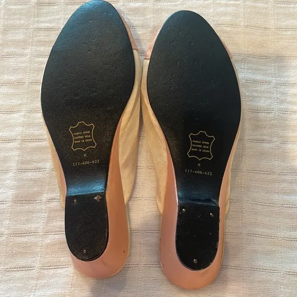 Victoria’s Secret shoes mules boudoir slippers satin pink white women’s size M