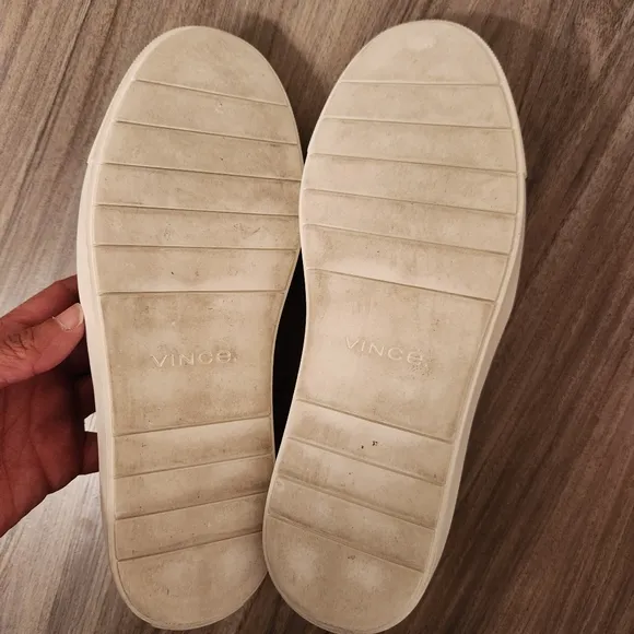 VINCE Blair 5 Perforated Slip-On Sneakers size 6