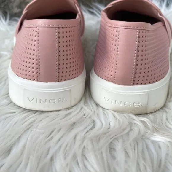Vince Blair 5 rose pink leather perforated sneaker 6.5