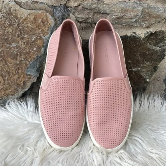 Vince Blair 5 rose pink leather perforated sneaker 6.5