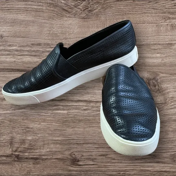 Vince Blair Black Slip-On Casual Sneaker Womans Sz. 8M Perforated Leather