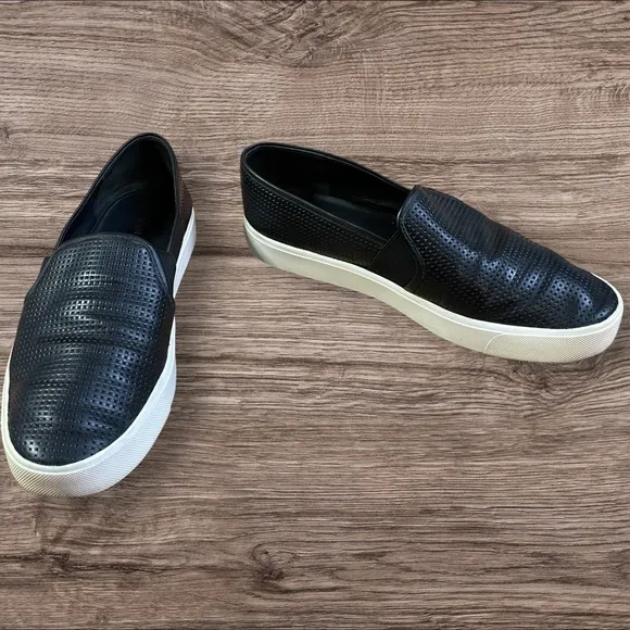 Vince Blair Black Slip-On Casual Sneaker Womans Sz. 8M Perforated Leather