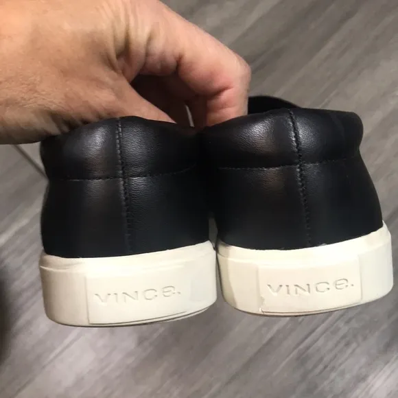 Vince “Corbin” Black Leather Slip-On Sneakers size 7