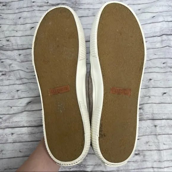 VINCE Kirkland Grey Suede Sneakers Size 9.5 Slip On