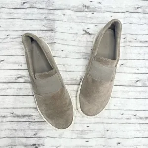 VINCE Kirkland Grey Suede Sneakers Size 9.5 Slip On
