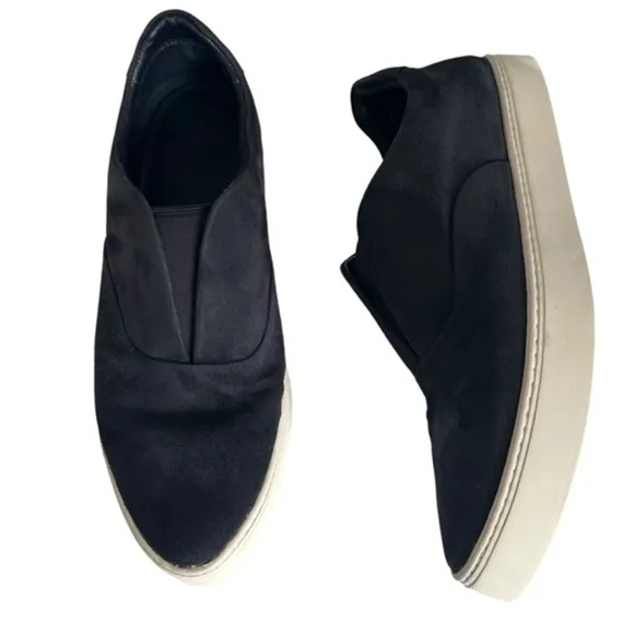 VINCE LAKEWOOD COASTAL SUEDE SLIP ONS SIZE 8