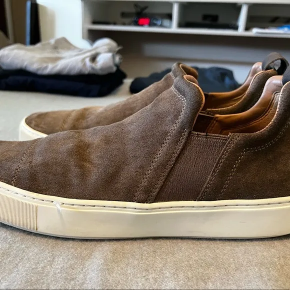 VINCE Men’s 11.5 Flint Brown Lucio b Slip-on Suede Sneakers Originally $300