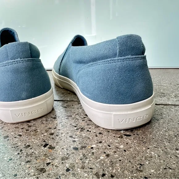 Vince Men’s Fletcher Sneaker Highwater Blue Suede Size 11
