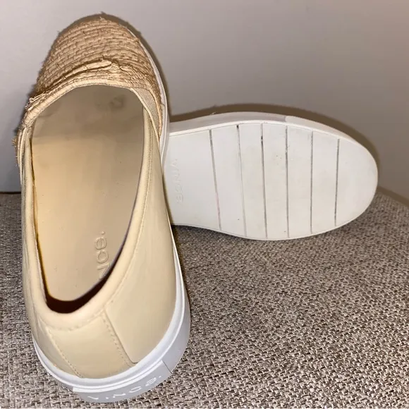VINCE Natural Beige Raffia Cushioned Woven Goring Blair Slip On Sneakers