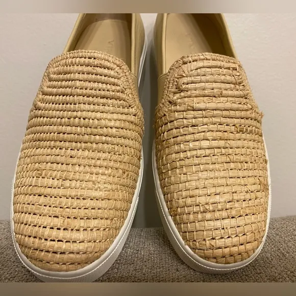 VINCE Natural Beige Raffia Cushioned Woven Goring Blair Slip On Sneakers