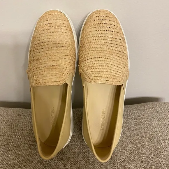 VINCE Natural Beige Raffia Cushioned Woven Goring Blair Slip On Sneakers