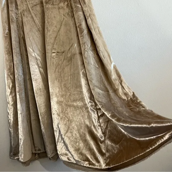 Vince Skirt Purl Edge Velvet Midi Skirt in Gold/ Silver Sz 10 NWT Holiday