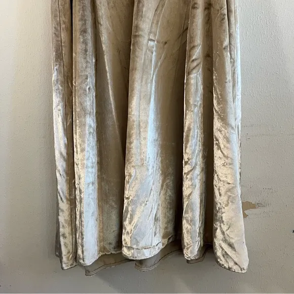 Vince Skirt Purl Edge Velvet Midi Skirt in Gold/ Silver Sz 10 NWT Holiday