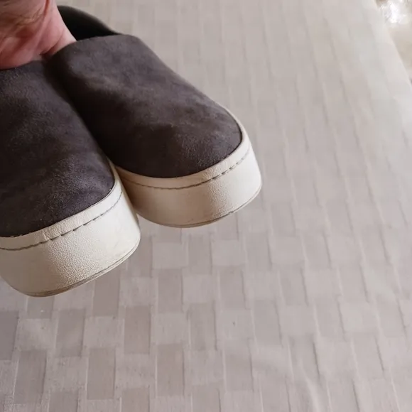 Vince Warren Suede Slip On Sneakers