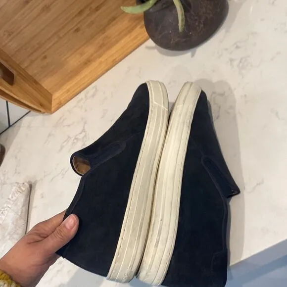 Vince Warwick Suede Slip-On Sneakers black coastal transitional sz 13