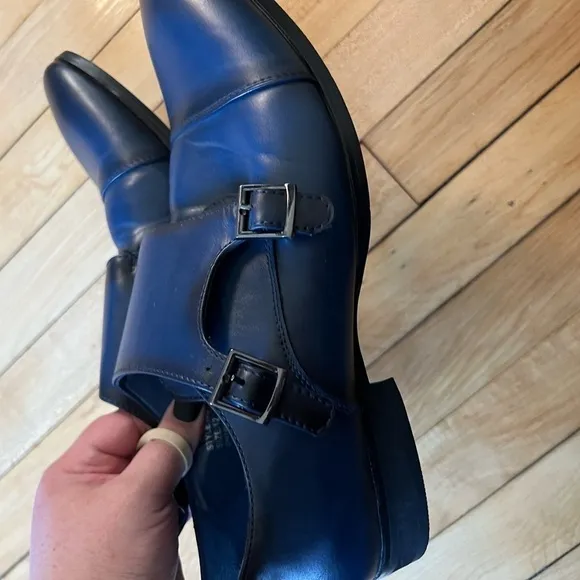 Vincent Cavallo Performance buckle blue dress shoes style No C-462