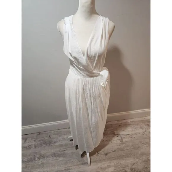 Vince white Sleeveless Double V-neck Wrap Dress Size Small