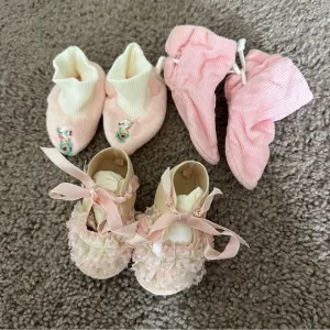 Vintage 1930s-1940s Baby Slipper Shoe Bundle