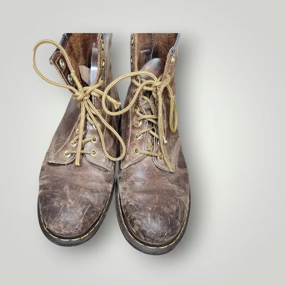 Vintage Dr. Docs Martens Doc 1460 Lace Up Soft Toe Men’s Combat Boots Mens 10