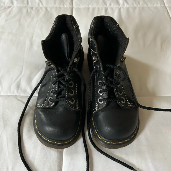 Vintage Dr. Martens 8542 Black Leather Chunky Oxford Lace Up Boots US 5