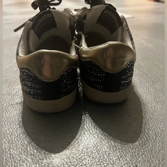 Vintage Havana Girls Sneakers with zippers on the side