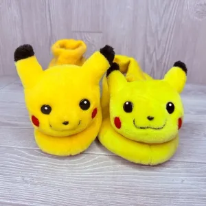 Vintage Nintendo 99 Pokémon Pikachu yellow kid slippers 90s retro plush shoes 1