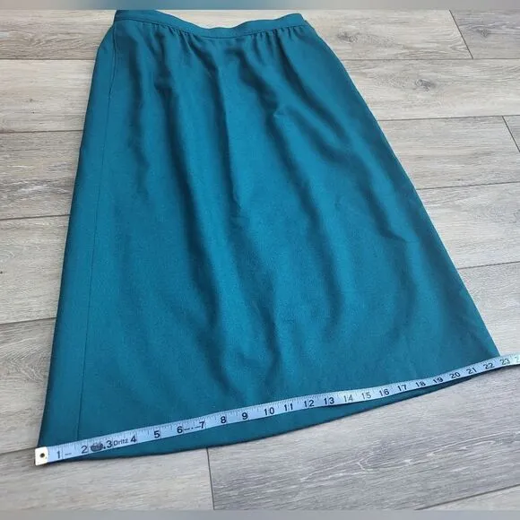 Vintage Pendleton wool skirt size 4 midi Dark teal, pockets!