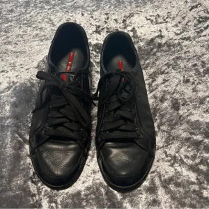 Vintage Prada Jed’s casual sneakers