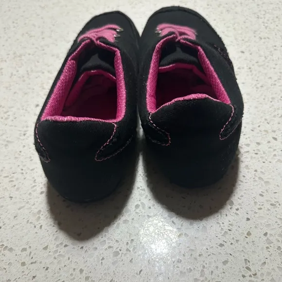 Vintage Women’s True Religion Sneakers Shoes 8.5 Black &amp; Pink