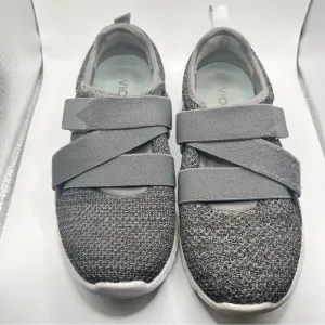 Vionic Aimmy Slip On Womens Sneakers with high arch support size 6.5