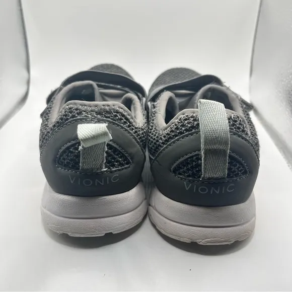 Vionic Aimmy Slip On Womens Sneakers with high arch support size 6.5