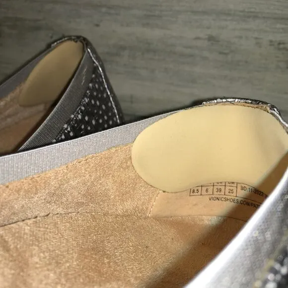 Vionic Anita Ballet Slipper Flat Silver Embossed Genuine Leather Sz 8.5 Metallic