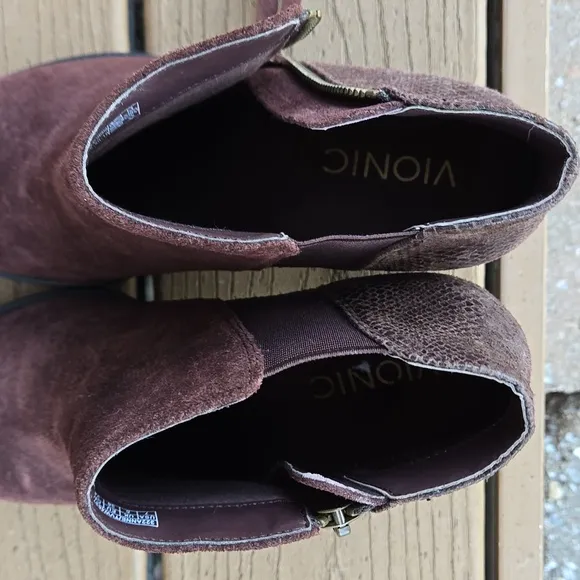 Vionic Anne Ortho Suede Snake Brown Ankle Boots Size 7