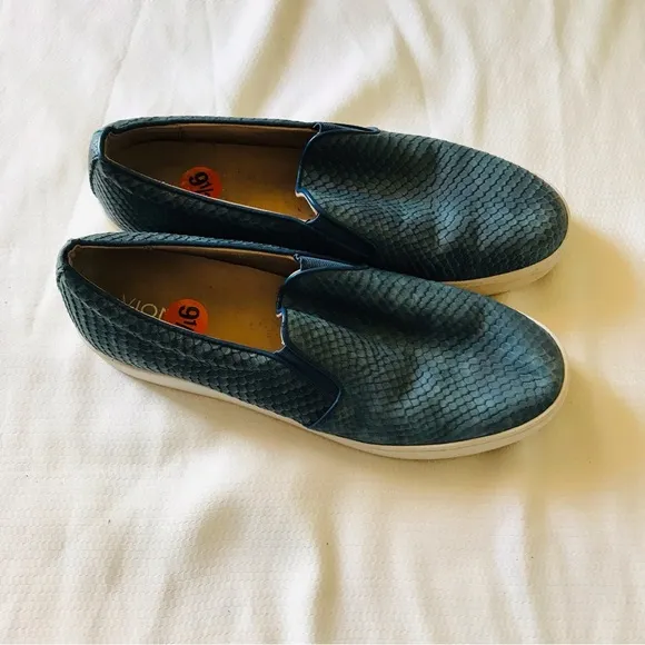 Vionic Blue Slip-On Sneakers