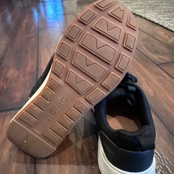 VIONIC Casual Sneaker- Lace Up Sneakers with Concealed Orthotic Arch Support