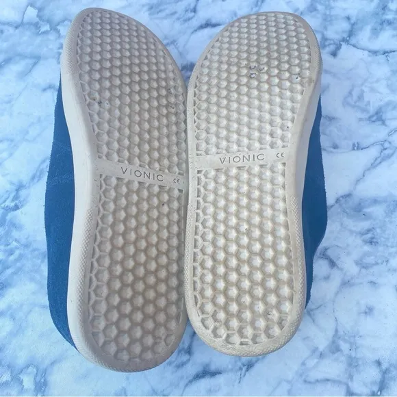 Vionic Jean Suede Slip On Sneakers Stretch Straps