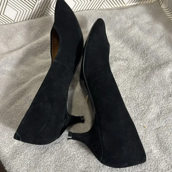 Vionic Josie kitten heels Women's Black Suede  size 10 dress shoe low heel