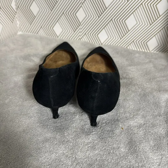 Vionic Josie kitten heels Women's Black Suede  size 10 dress shoe low heel