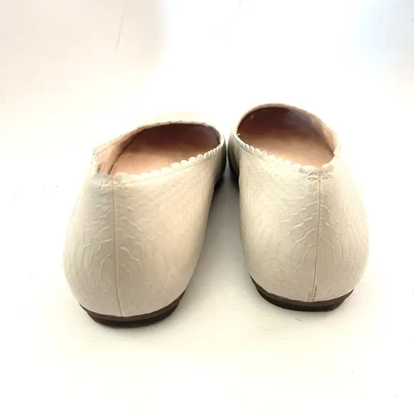 VIONIC Julieta Casual Comfort Ballet Flats Cream Embossed Leather Size 9