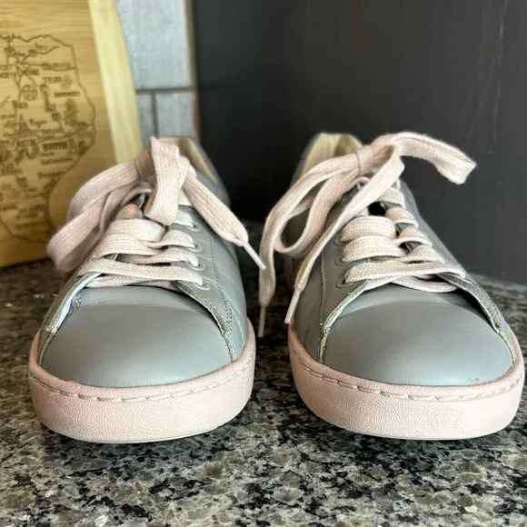 Vionic Pro Mable Gray Pink VIO Grip Non-Slip Slip On Sneakers Size 8