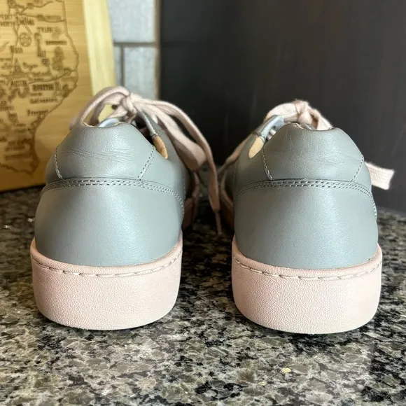 Vionic Pro Mable Gray Pink VIO Grip Non-Slip Slip On Sneakers Size 8