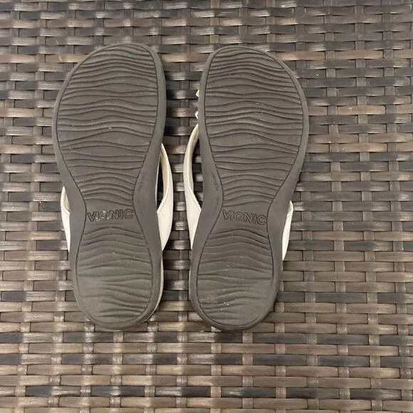 Vionic sandals, women’s size 7