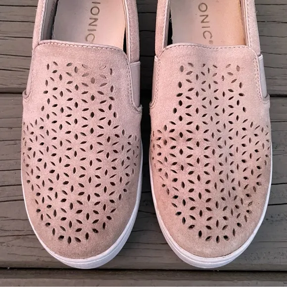 Vionic Splendid Midi Perf Slip On Dusty Pink Shoes size 6