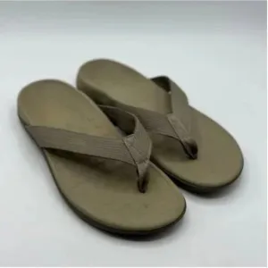 Vionic Unisex Wave Toe-post Sandal with Concealed Orthotic Arch Support M8/W9