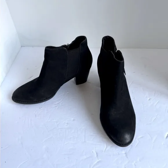 Vionic Womens Leather Upright Sterling Ankle Boots BLACK. Size 7
