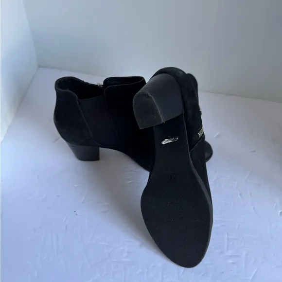 Vionic Womens Leather Upright Sterling Ankle Boots BLACK. Size 7