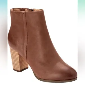 Vionic Kennedy Bootie, brown, size 7